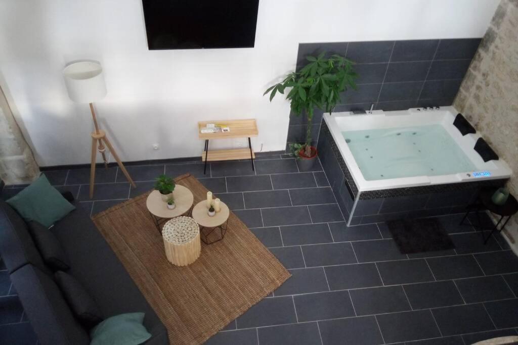 Maison privative, cocooning, zen , avec jacuzzi Mont-Notre-Dame Extérieur photo